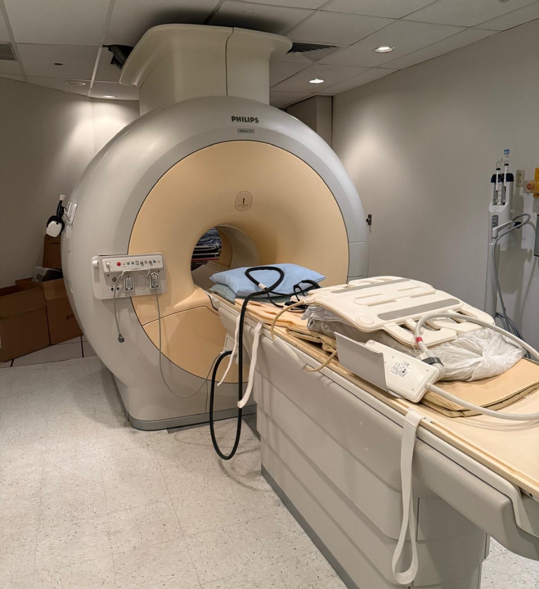 2006 Philips 1.5T Achieva 16 Channel MRI Scanner
