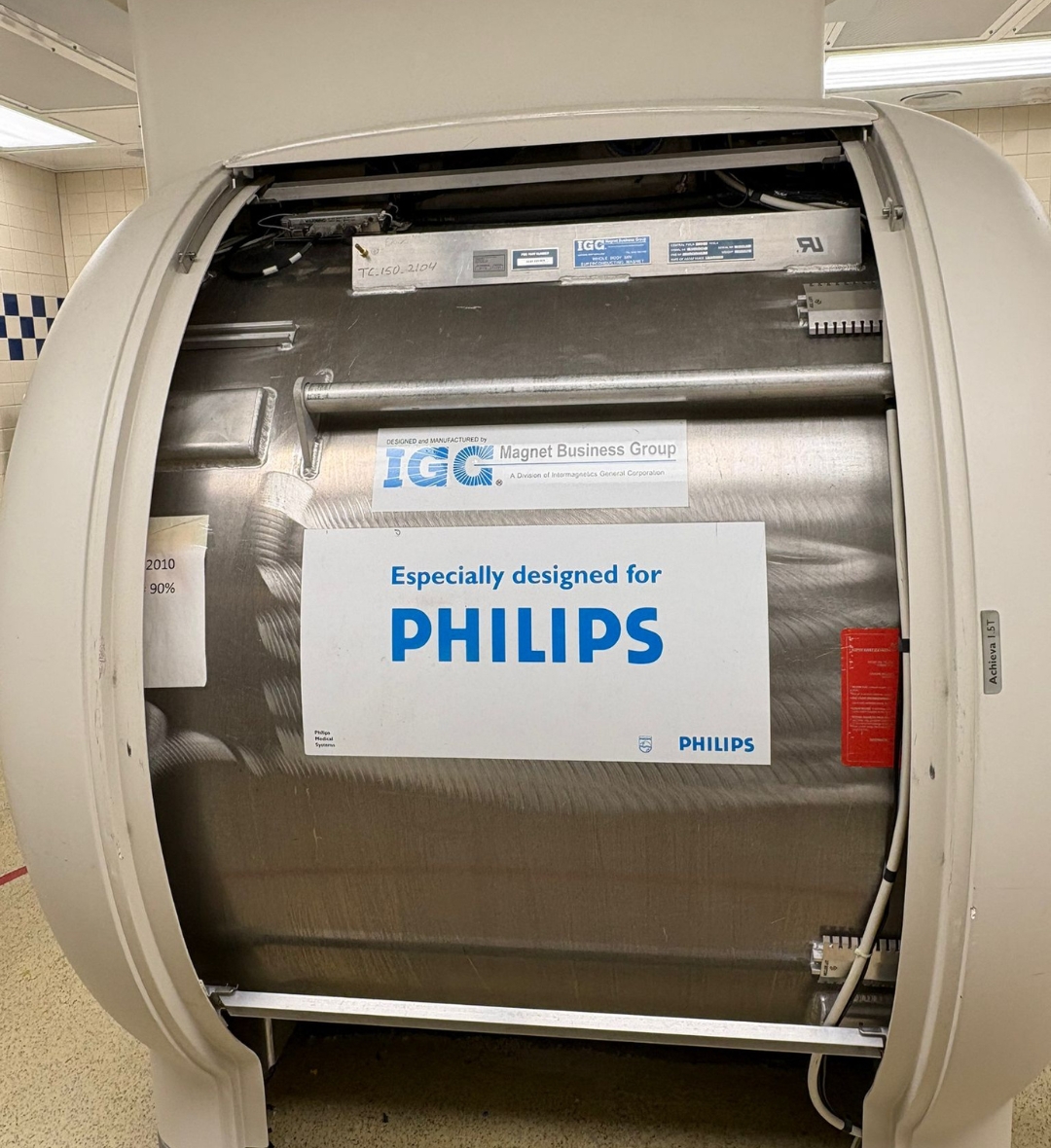 2006 Philips 3T Achieva 16 Channel MRI Scanner